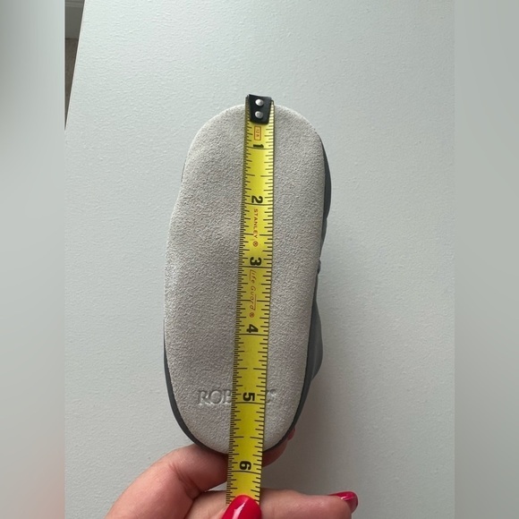 Robeez Grey Wren Soft Soles 18-24 Mon NWT - Picture 7 of 9